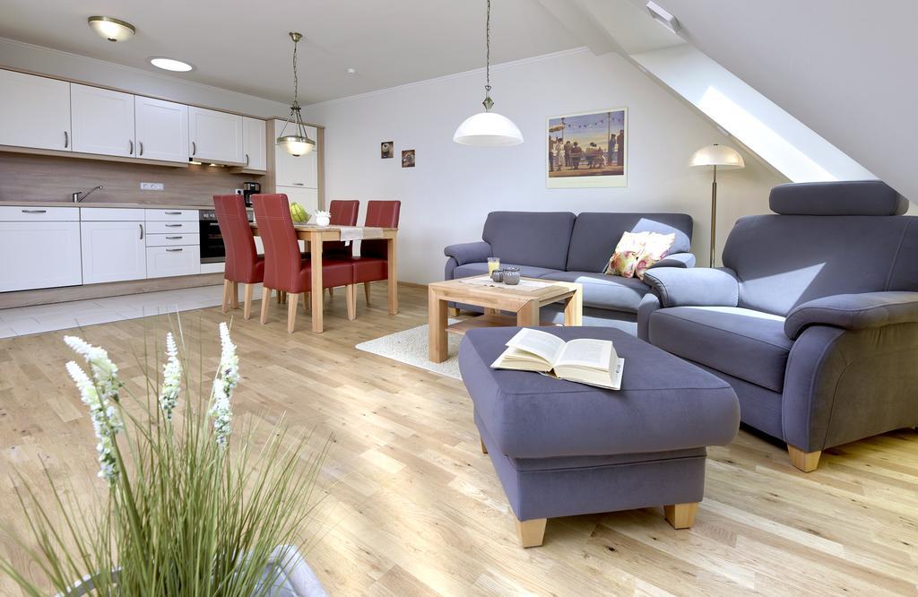Haus Ebenezer Apartment Busum Bagian luar foto